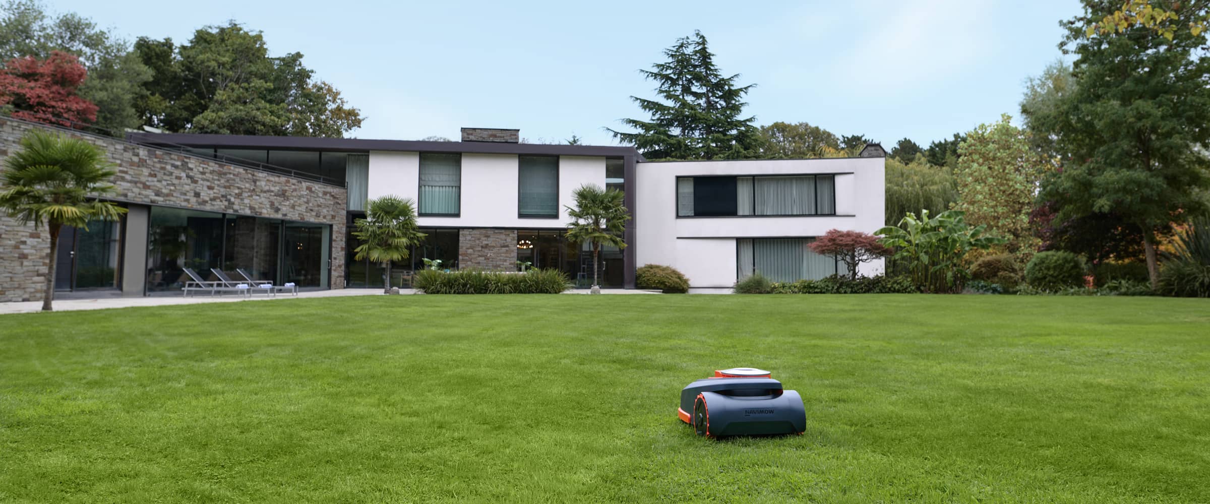 Navimow i Series robot lawn mower