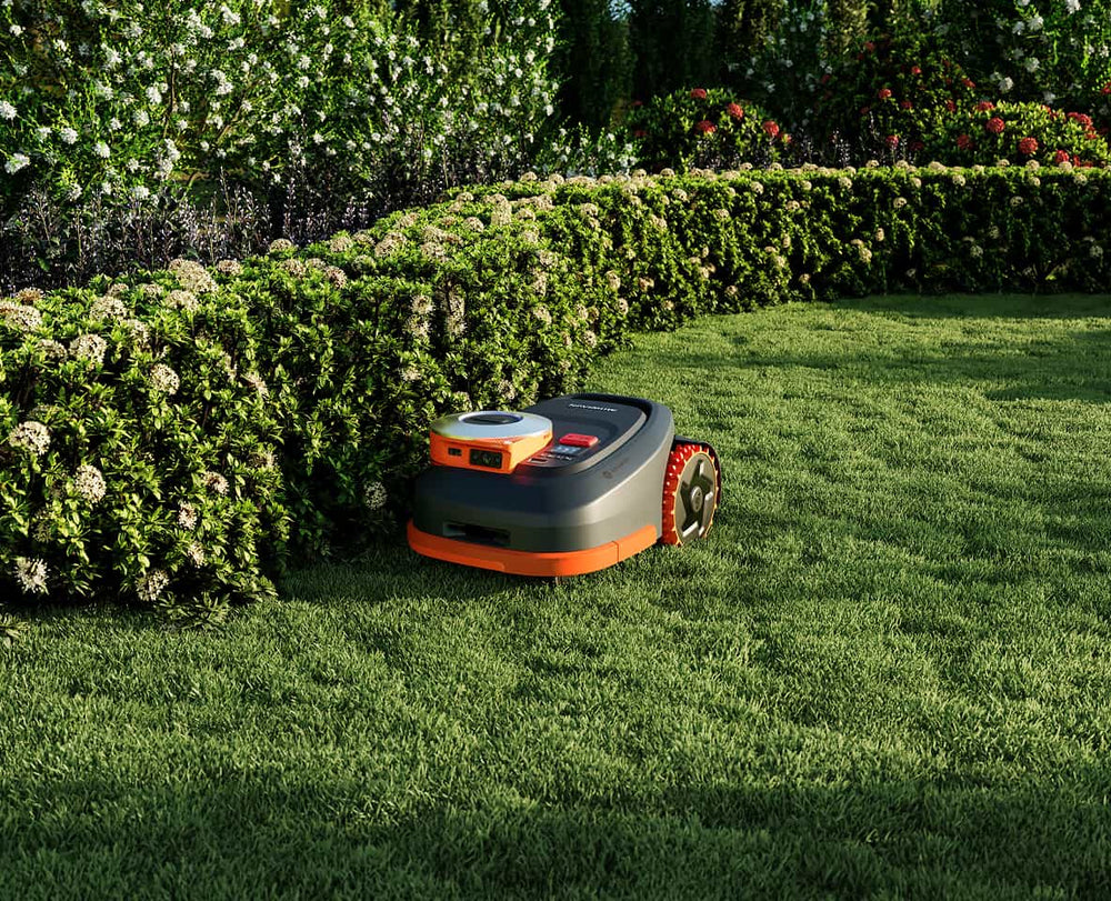 Navimow i110E robot lawn mower.