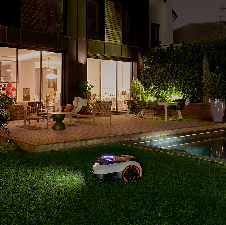 Segway Navimow i105E robot lawn mower