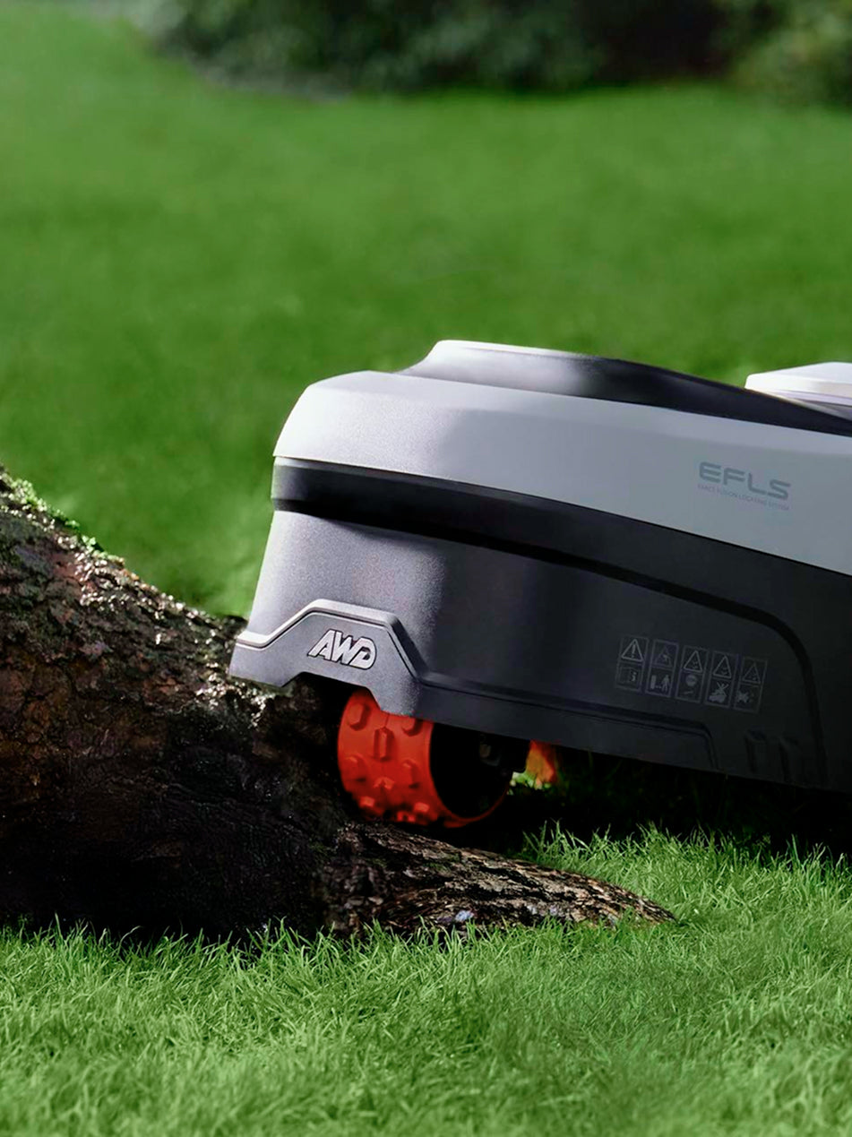 Segway Navimow i110N robot lawn mower